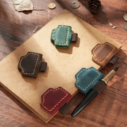 Collection de Marque page en cuir