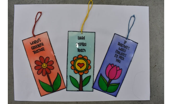 Comment fabriquer un marque-page avec de la peinture pour verre